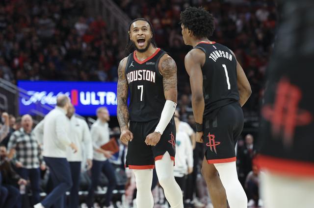 B体育平台-阿门：现役球员没人能去打NFL 惠特摩尔看起来擅长橄榄球