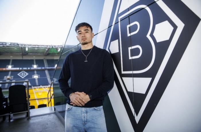 B体育官网-韩国归化中场：在家里学会唱韩国国歌 争取10月代表韩国踢巴西队