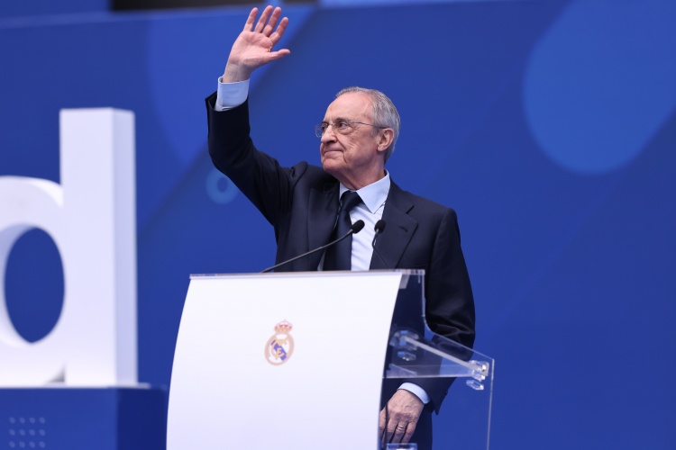 不堪重富🤑马卡：皇马25-26赛季预计收入13亿欧，将创新纪录