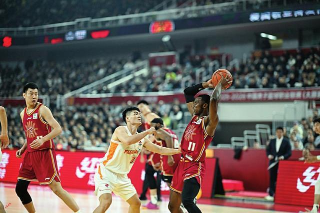 B体育平台-山西男篮21分大胜福建，延续连胜势头