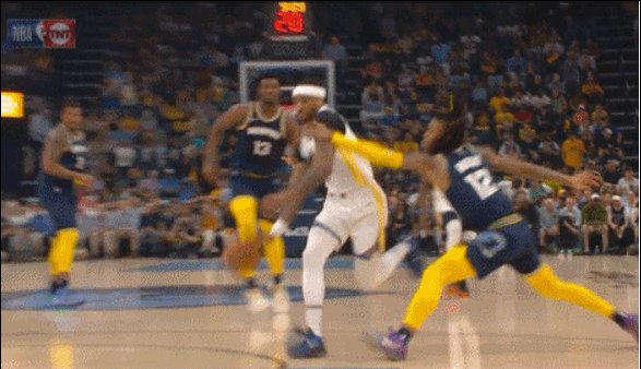 B体育官网-狄龙暴力恶犯佩顿引争议 首发折损勇士如何应对？